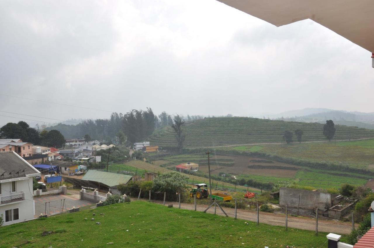 Teyt Castle Vila Ooty Exterior foto